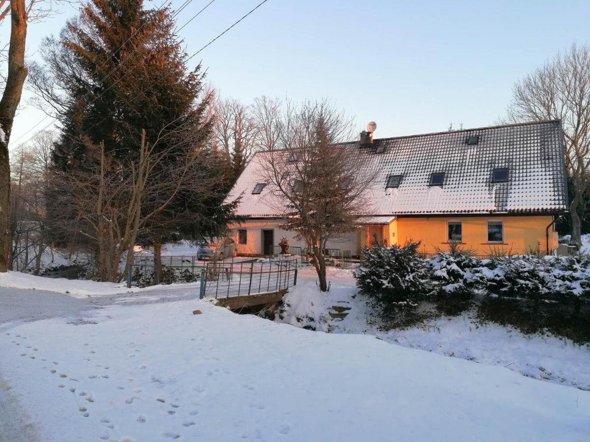 Stara Kuznia Apartman Duszniki Zdrój Kültér fotó
